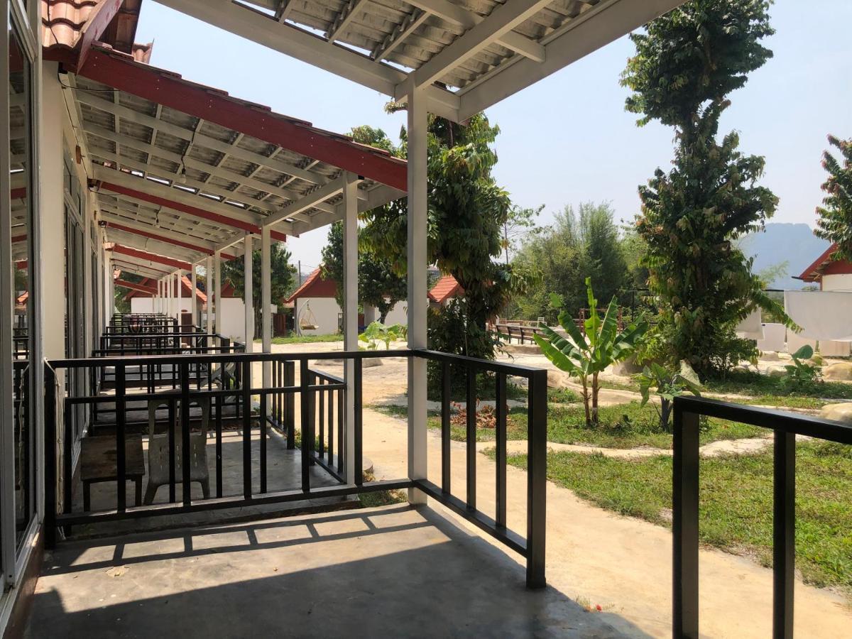 Jungle Paradise Vangvieng - Bungalows فان فيان المظهر الخارجي الصورة