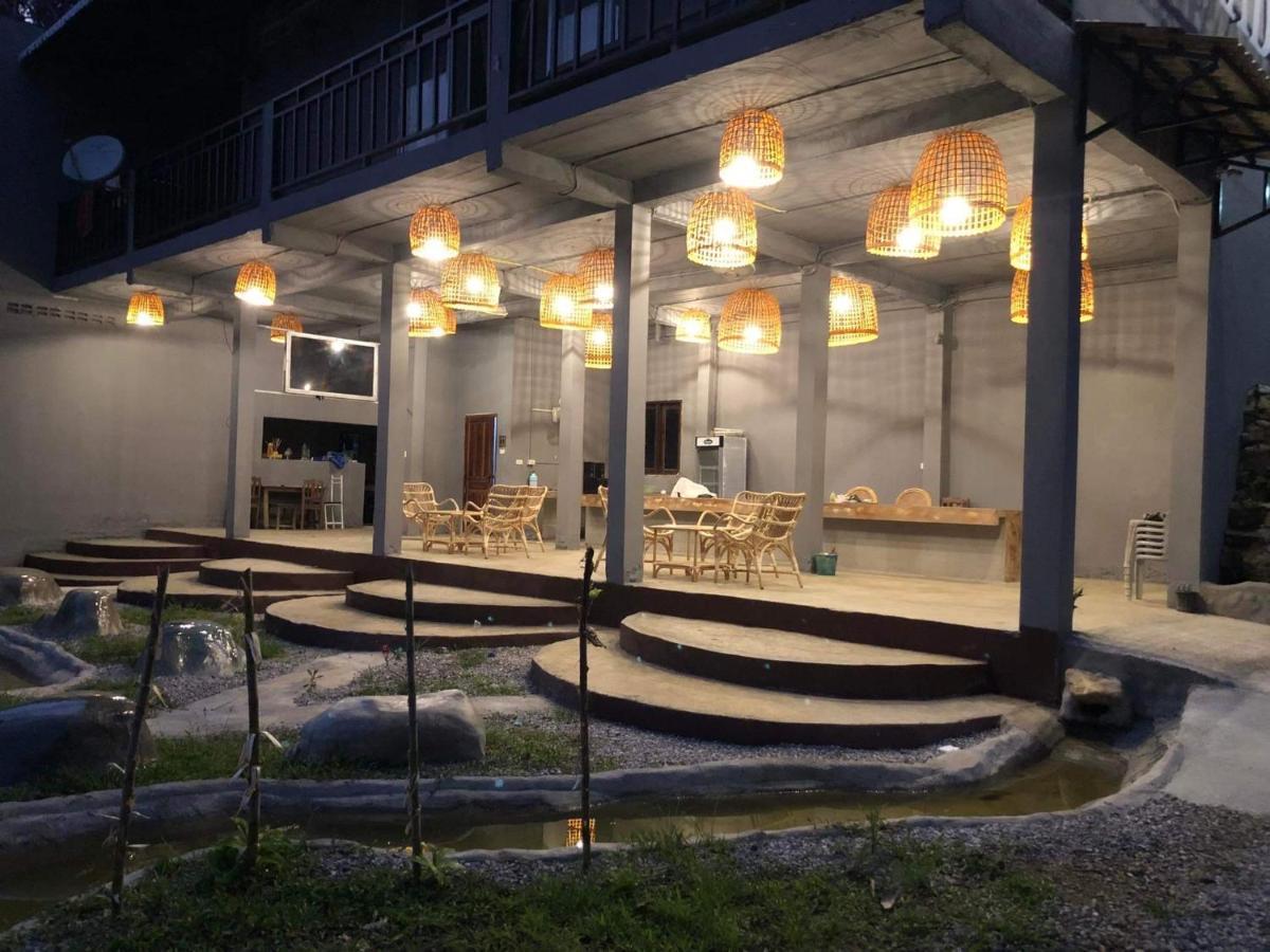 Jungle Paradise Vangvieng - Bungalows فان فيان المظهر الخارجي الصورة