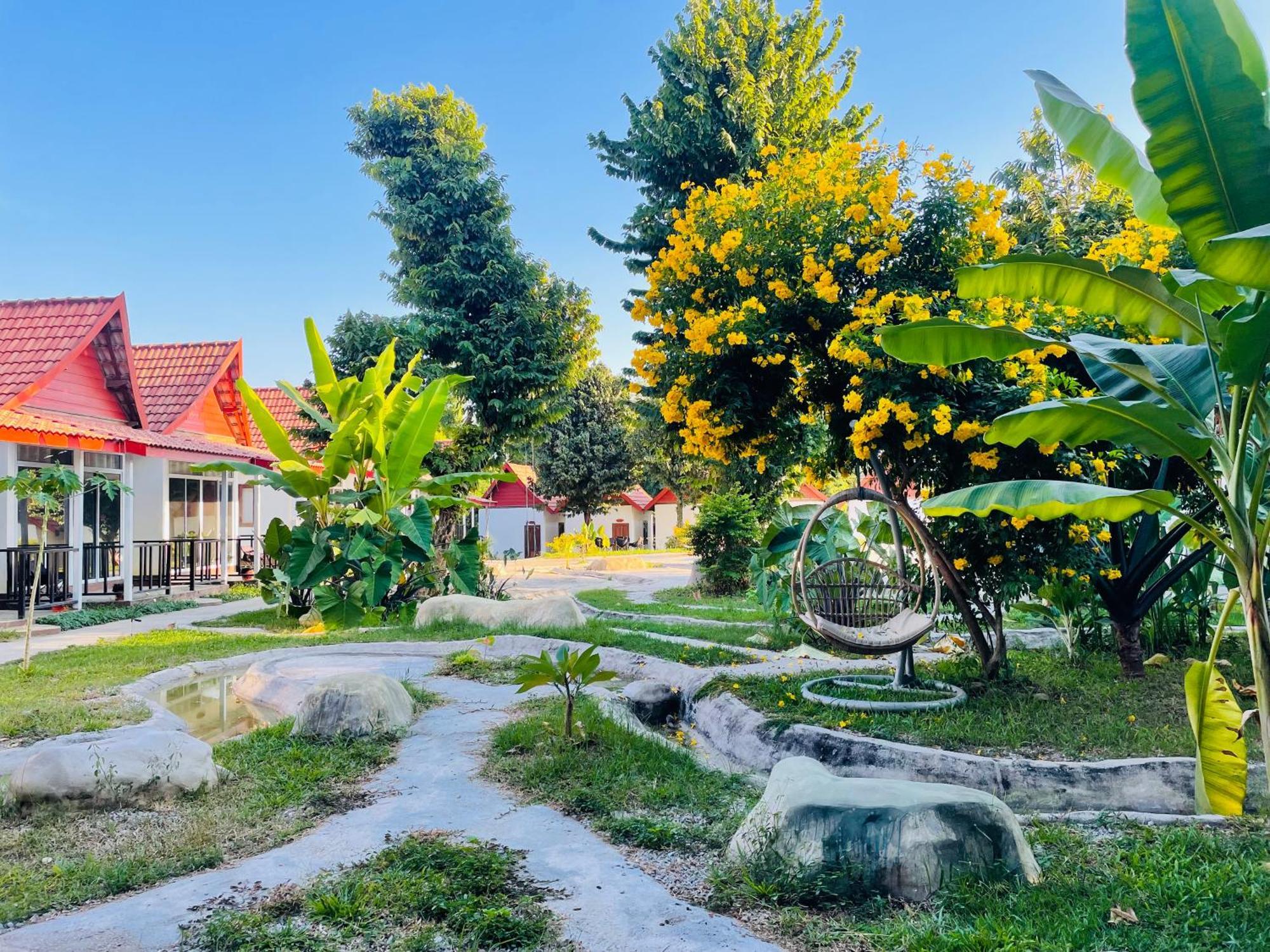 Jungle Paradise Vangvieng - Bungalows فان فيان المظهر الخارجي الصورة
