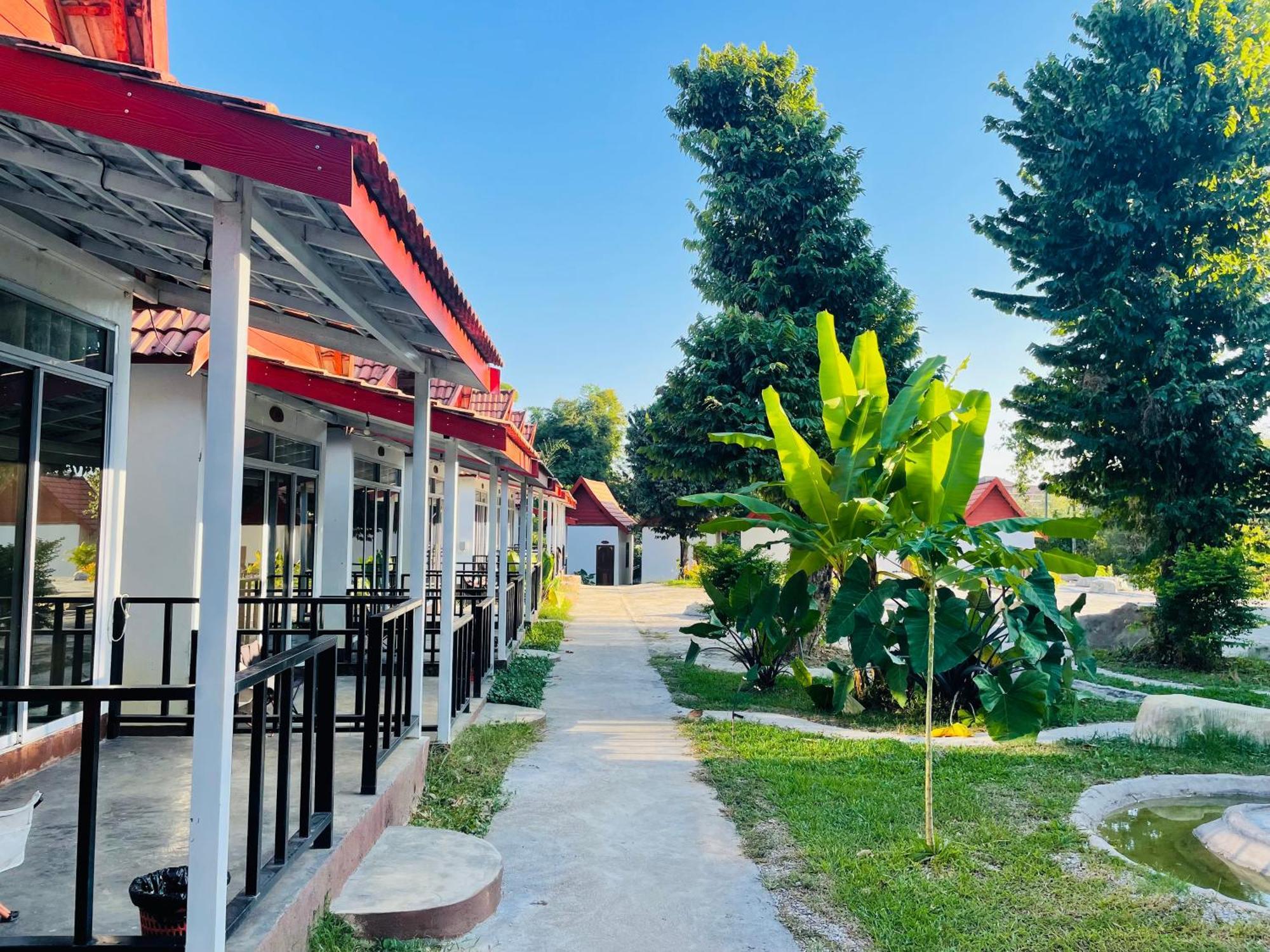 Jungle Paradise Vangvieng - Bungalows فان فيان المظهر الخارجي الصورة