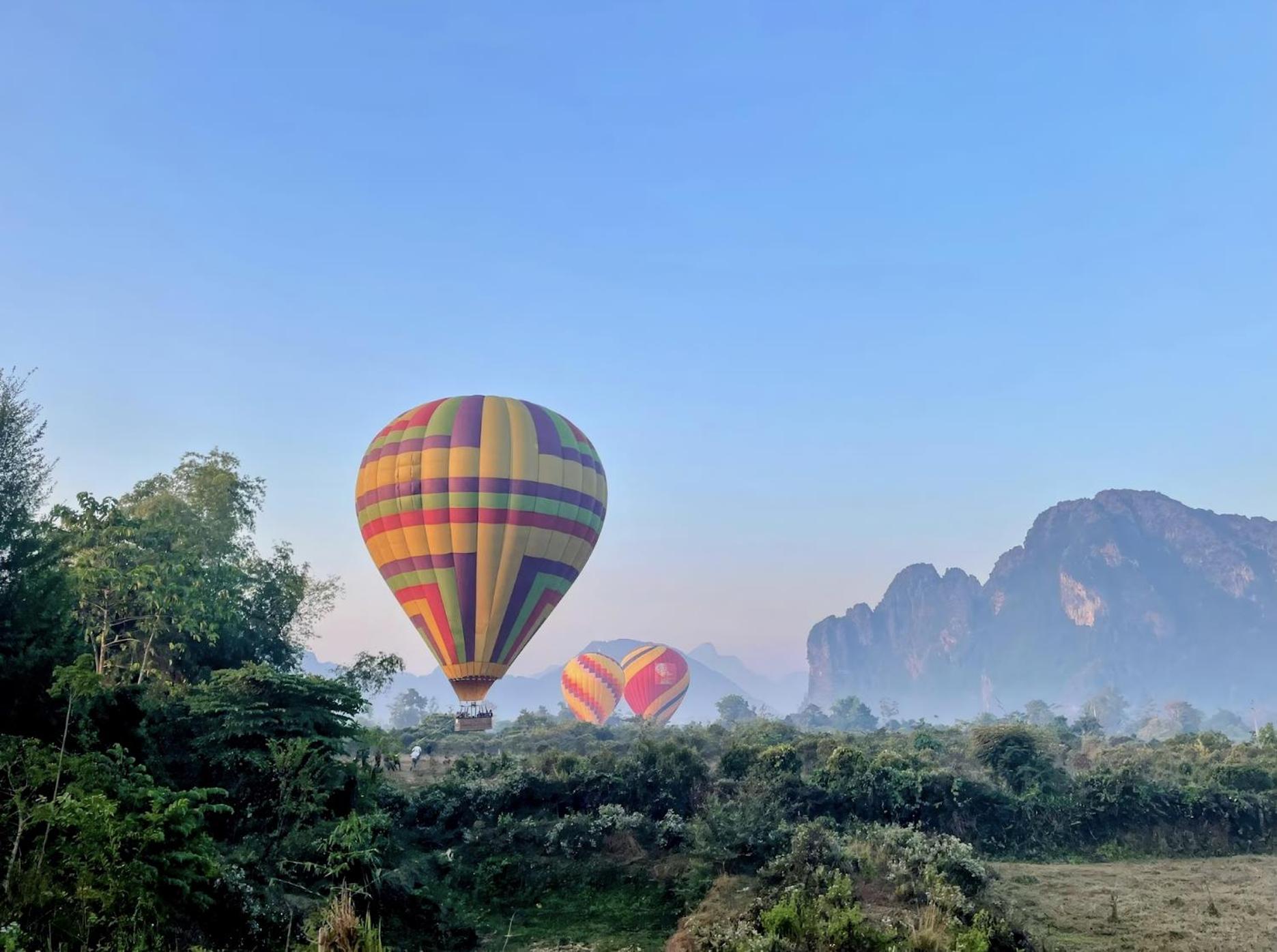 Jungle Paradise Vangvieng - Bungalows فان فيان المظهر الخارجي الصورة
