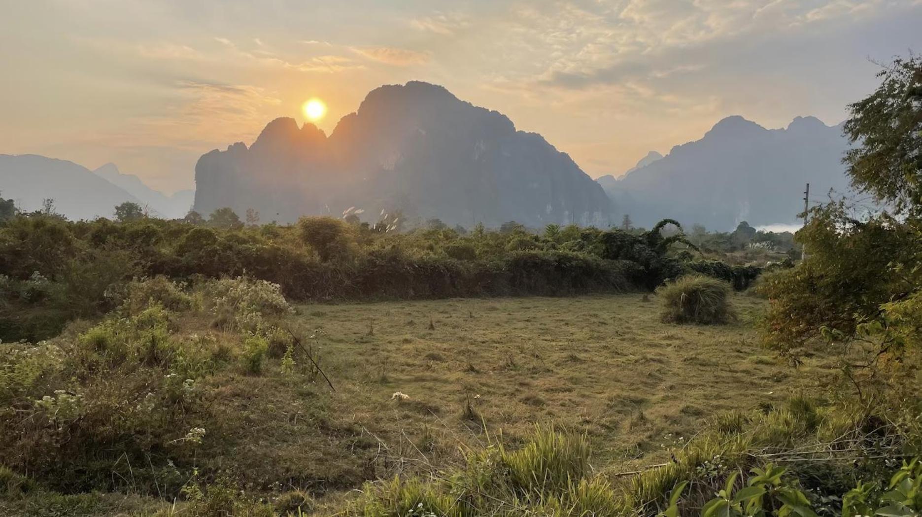 Jungle Paradise Vangvieng - Bungalows فان فيان المظهر الخارجي الصورة