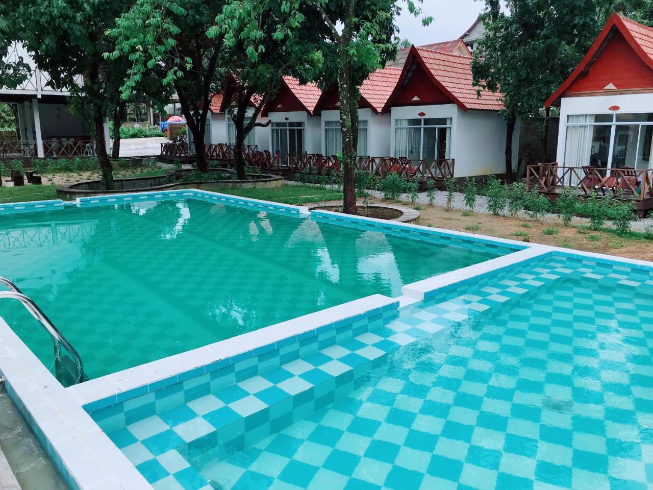 Jungle Paradise Vangvieng - Bungalows فان فيان المظهر الخارجي الصورة