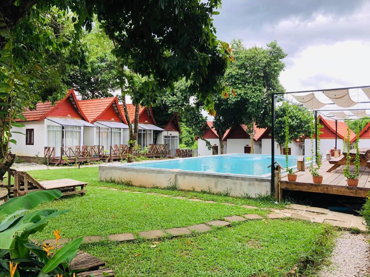 Jungle Paradise Vangvieng - Bungalows فان فيان المظهر الخارجي الصورة