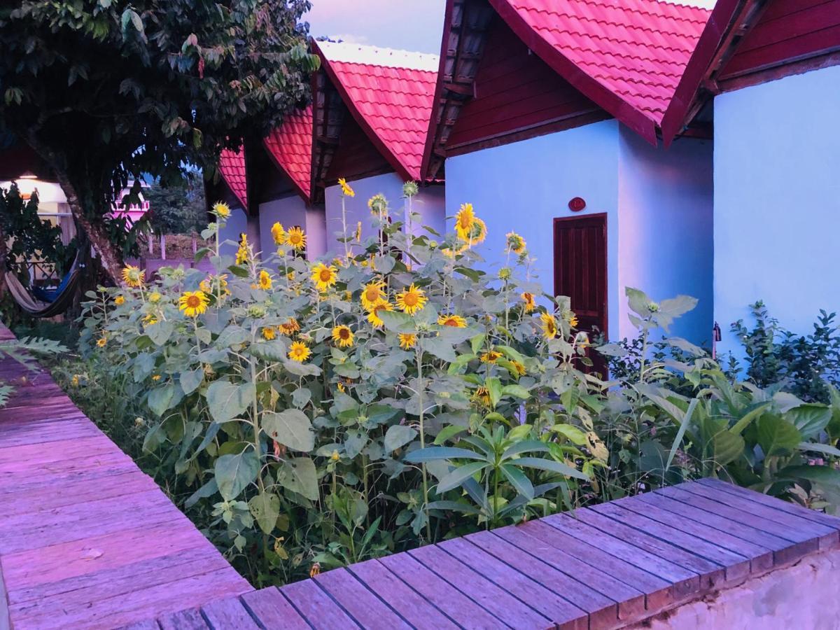 Jungle Paradise Vangvieng - Bungalows فان فيان المظهر الخارجي الصورة