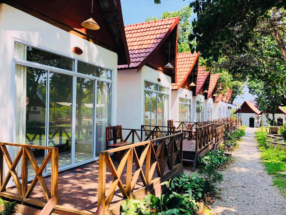 Jungle Paradise Vangvieng - Bungalows فان فيان المظهر الخارجي الصورة