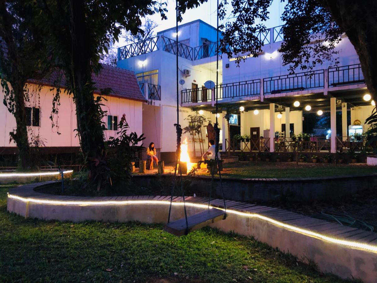 Jungle Paradise Vangvieng - Bungalows فان فيان المظهر الخارجي الصورة